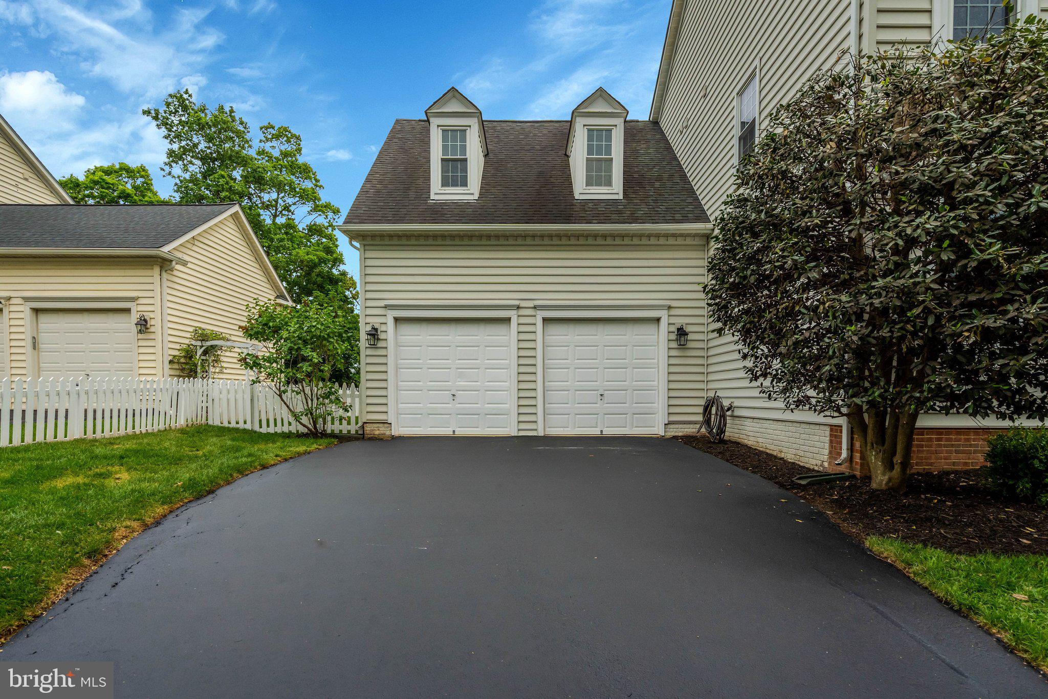 BELMONT GREENE - Residential