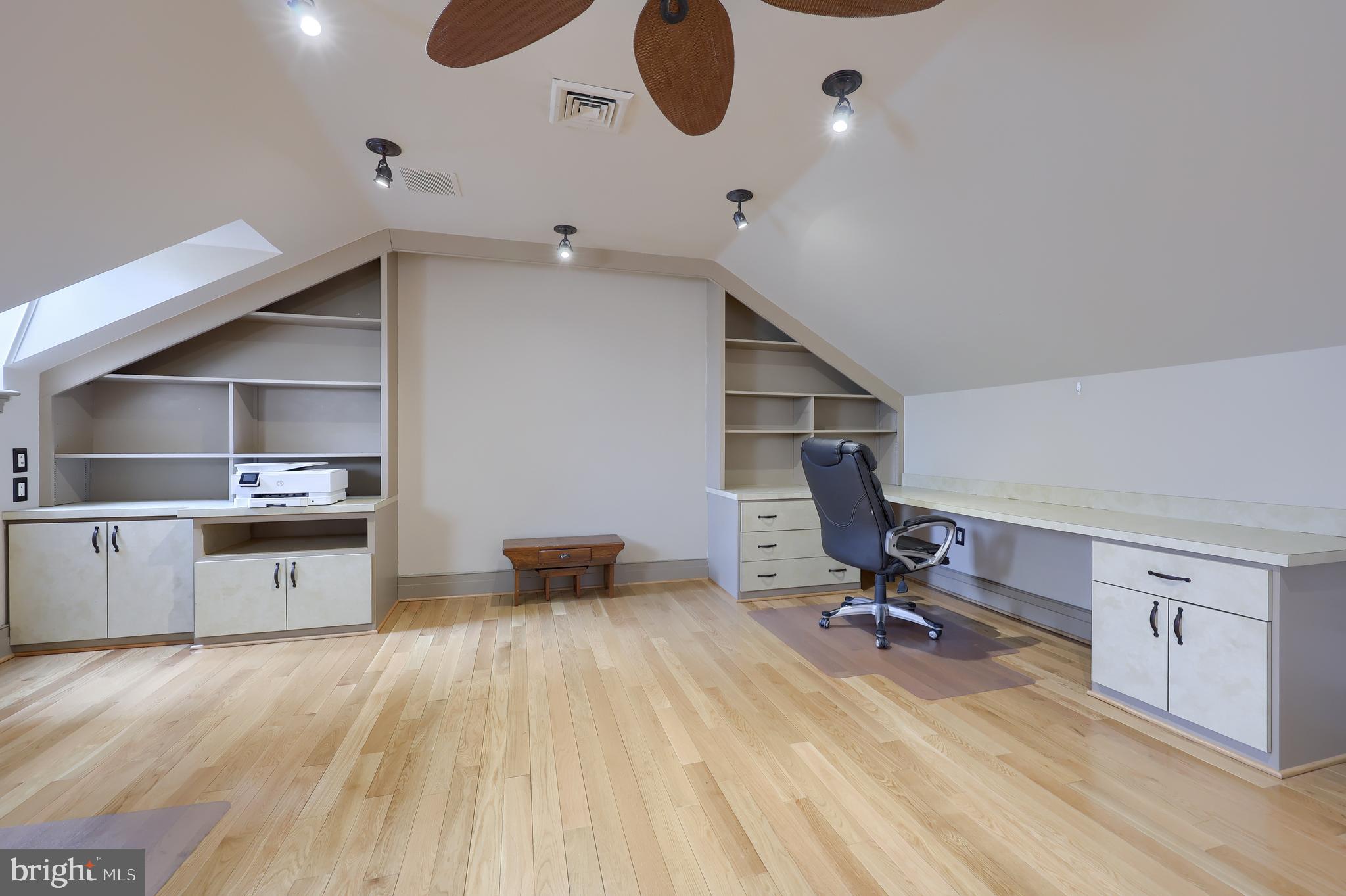 WILLOW VALLEY CONDOS - Residential