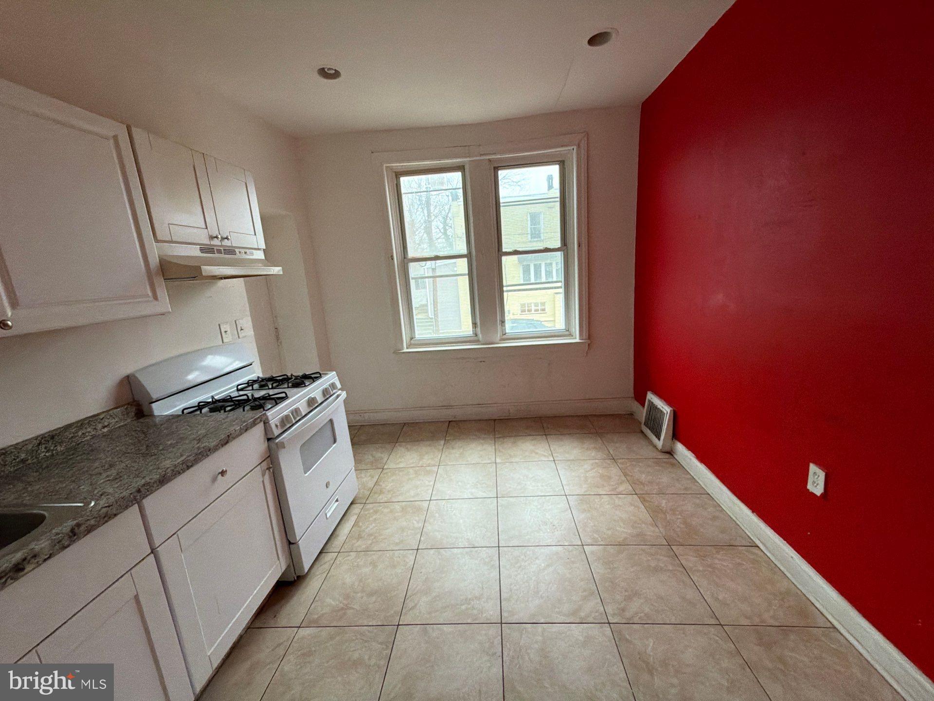 CHESTER CITY - Residential