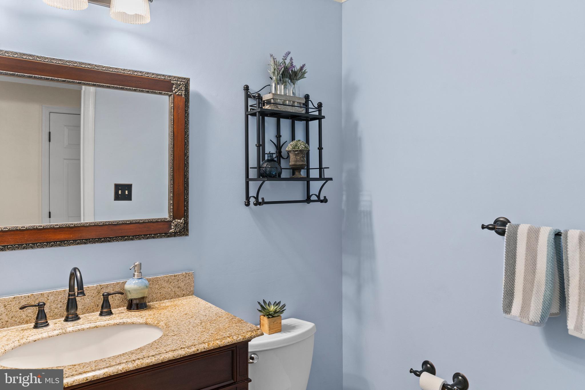 LAKEWOOD HILLS - Residential