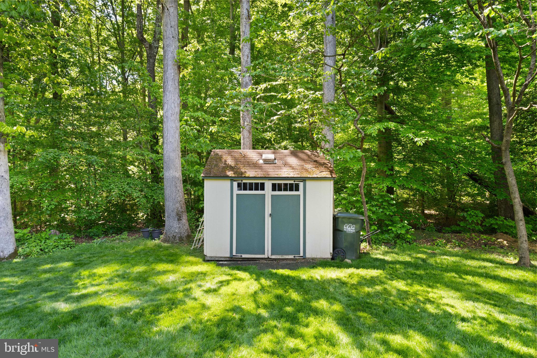 LAKEWOOD HILLS - Residential