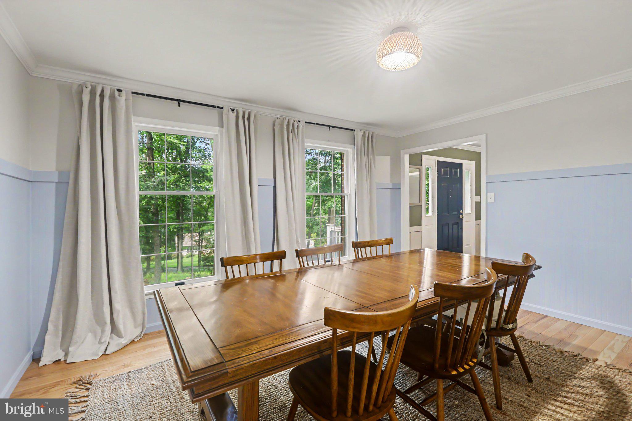 2231 MOCKINGBIRD ROAD