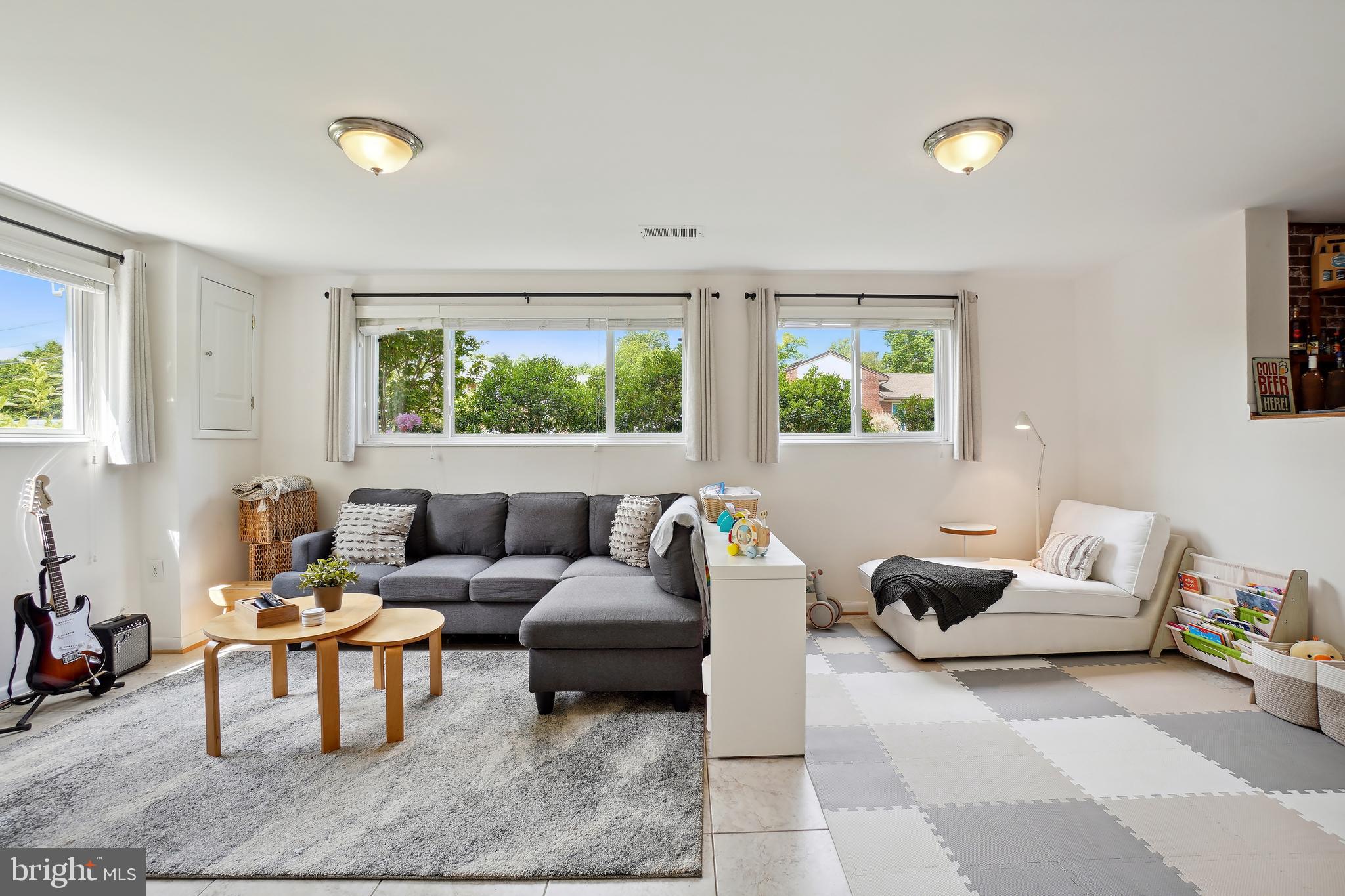 CARROLL KNOLLS - Residential