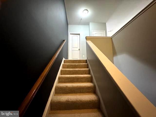 WOODMORE TOWNE CENTRE - Residential