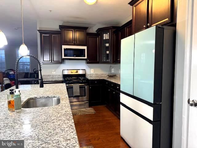 WOODMORE TOWNE CENTRE - Residential