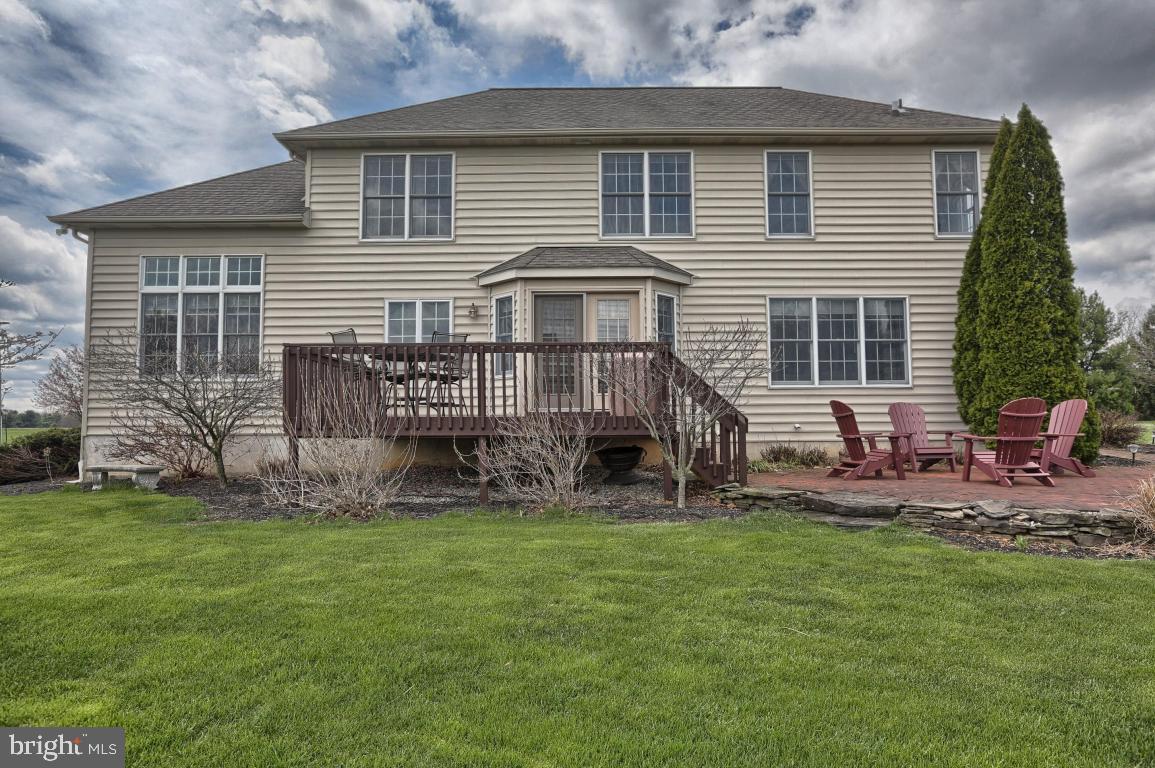 OLDE FIELD - Residential