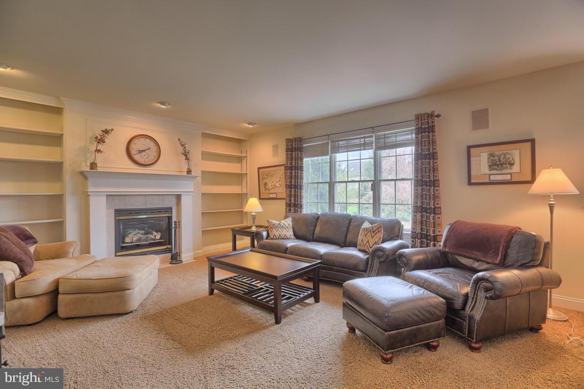OLDE FIELD - Residential