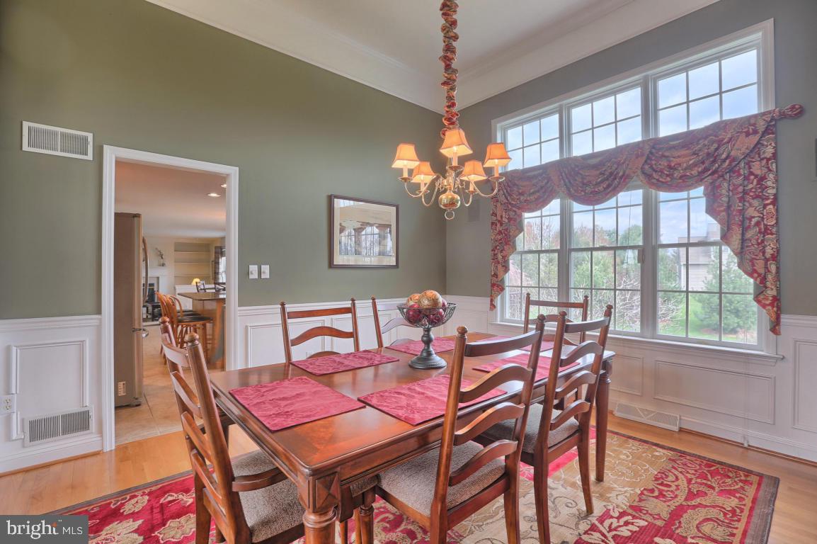 OLDE FIELD - Residential