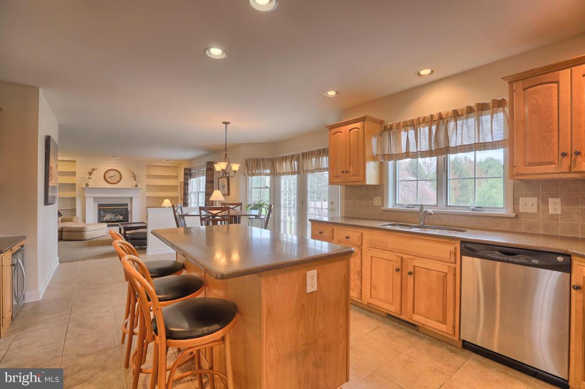 OLDE FIELD - Residential