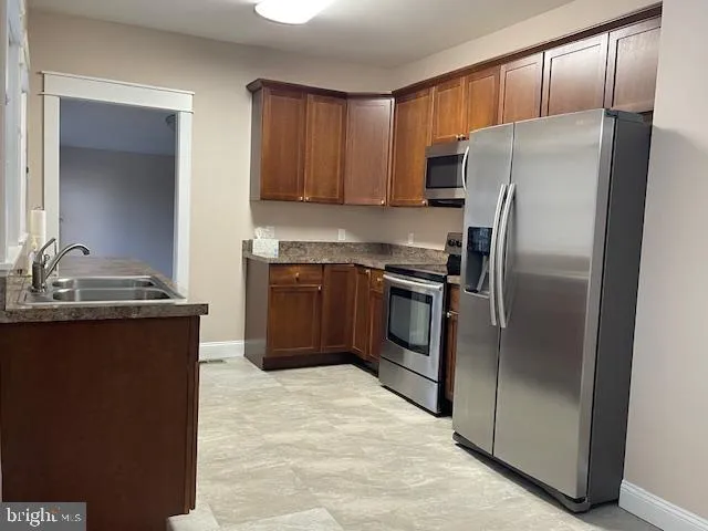 Carneys Point, New Jersey 08069, United States, 2 Bedrooms Bedrooms, ,1 BathroomBathrooms,Residential,Active,249021