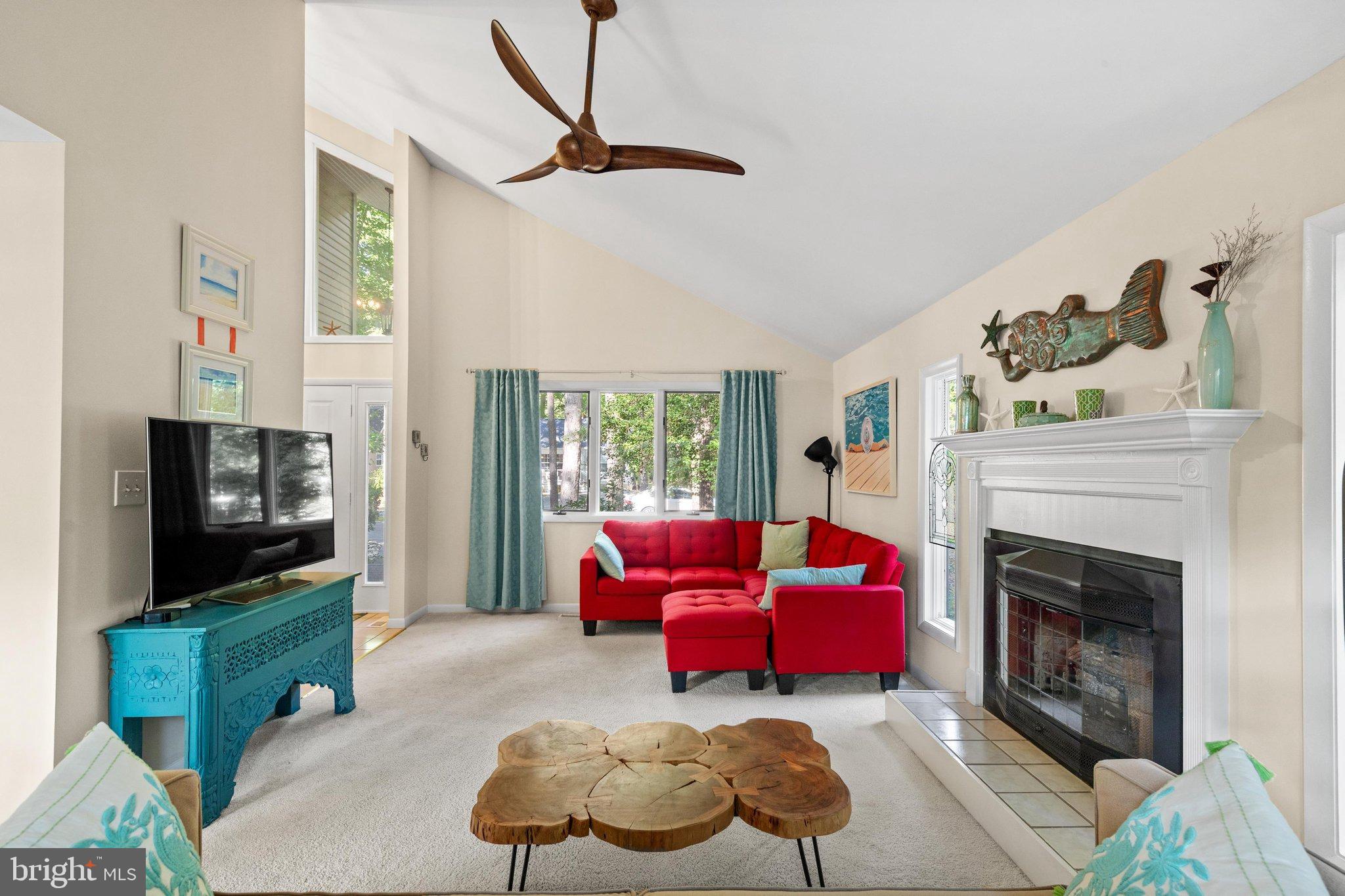 13 ROYAL OAKS DRIVE