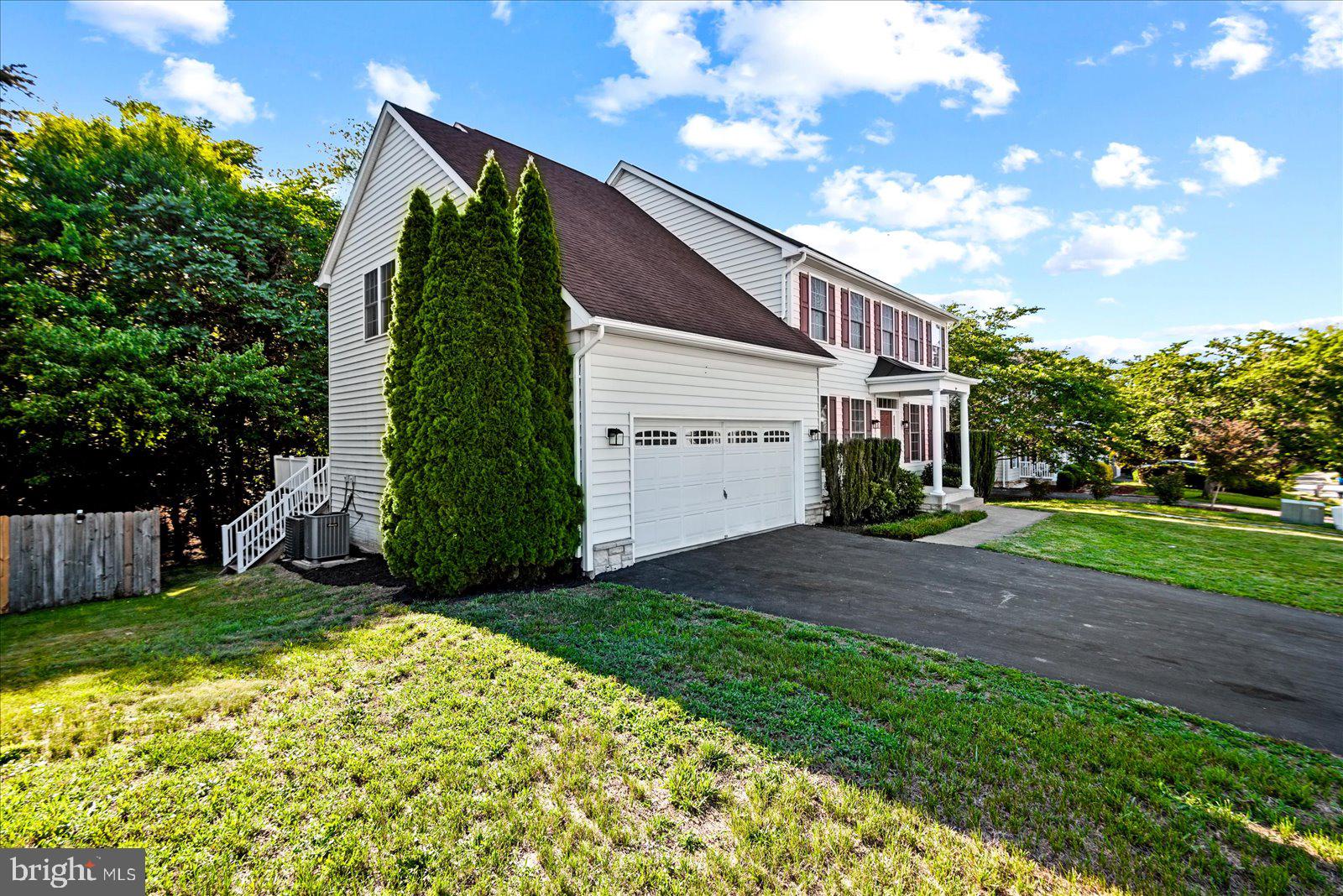 9912 HOLLAND MEADOWS COURT