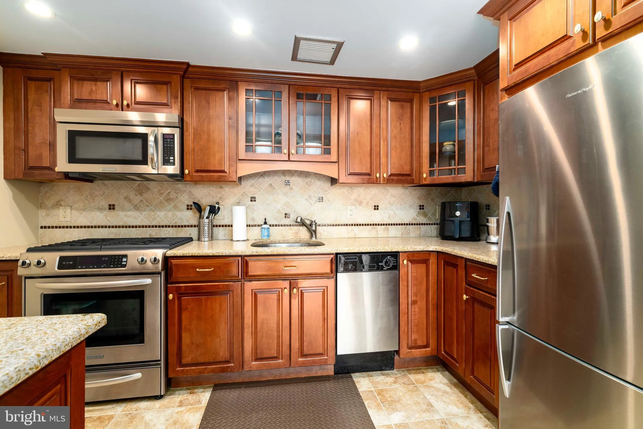 Jenkintown, Pennsylvania 19046, United States, 1 Bedroom Bedrooms, ,1 BathroomBathrooms,Residential,Active,143702