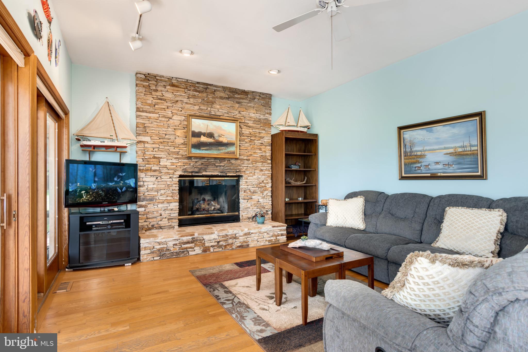 SHIPPING CREEK - Residential