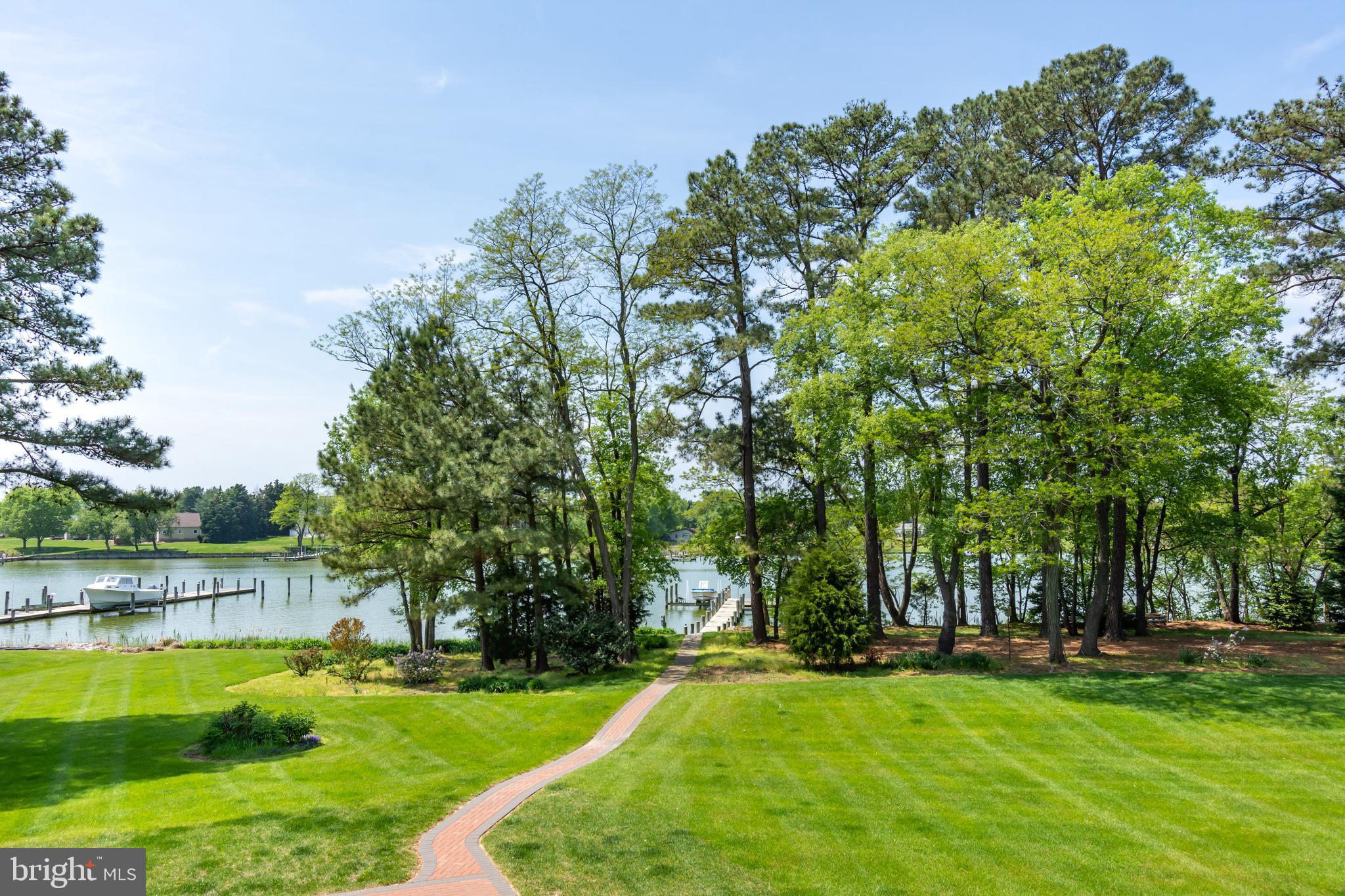 SHIPPING CREEK - Residential