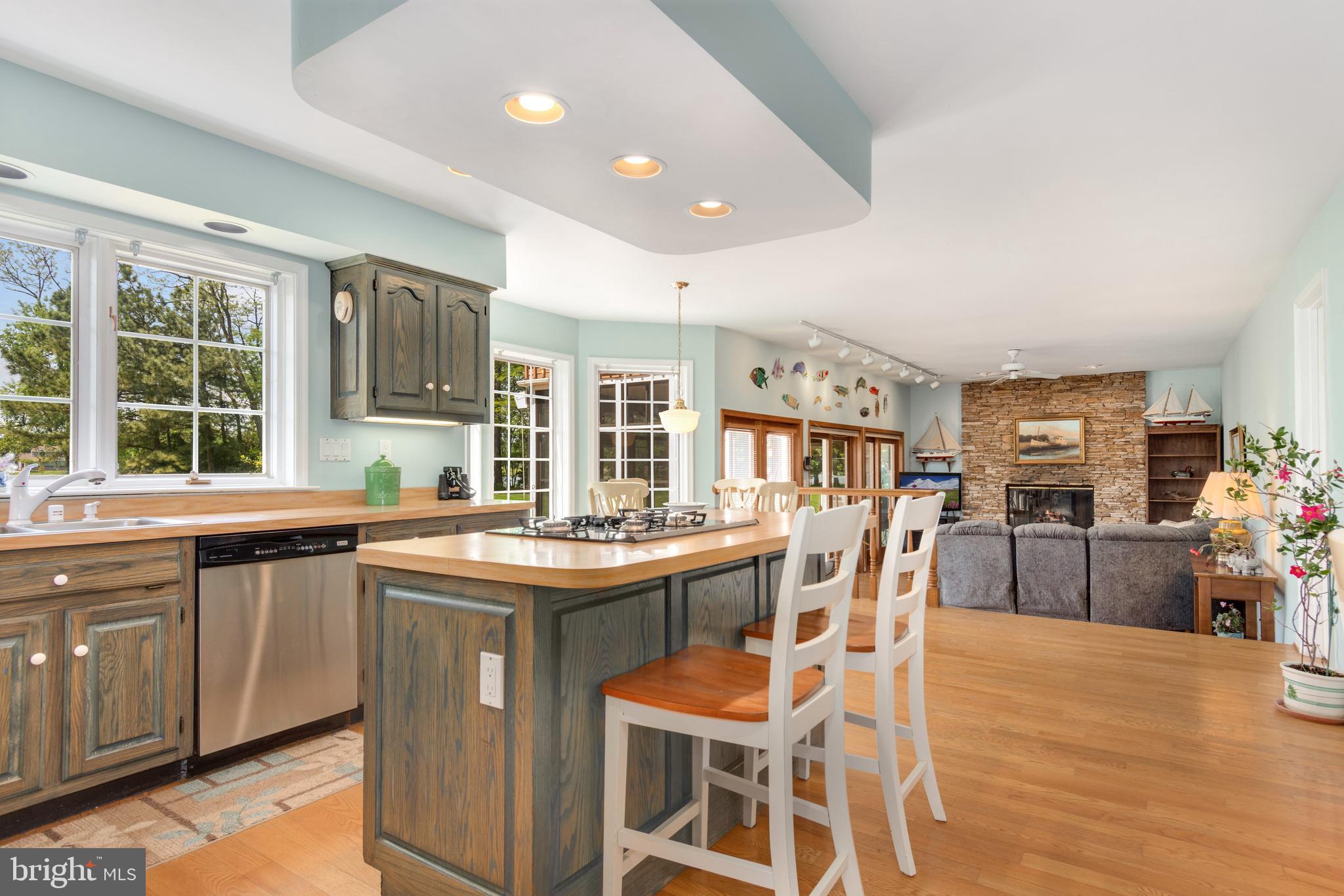 SHIPPING CREEK - Residential