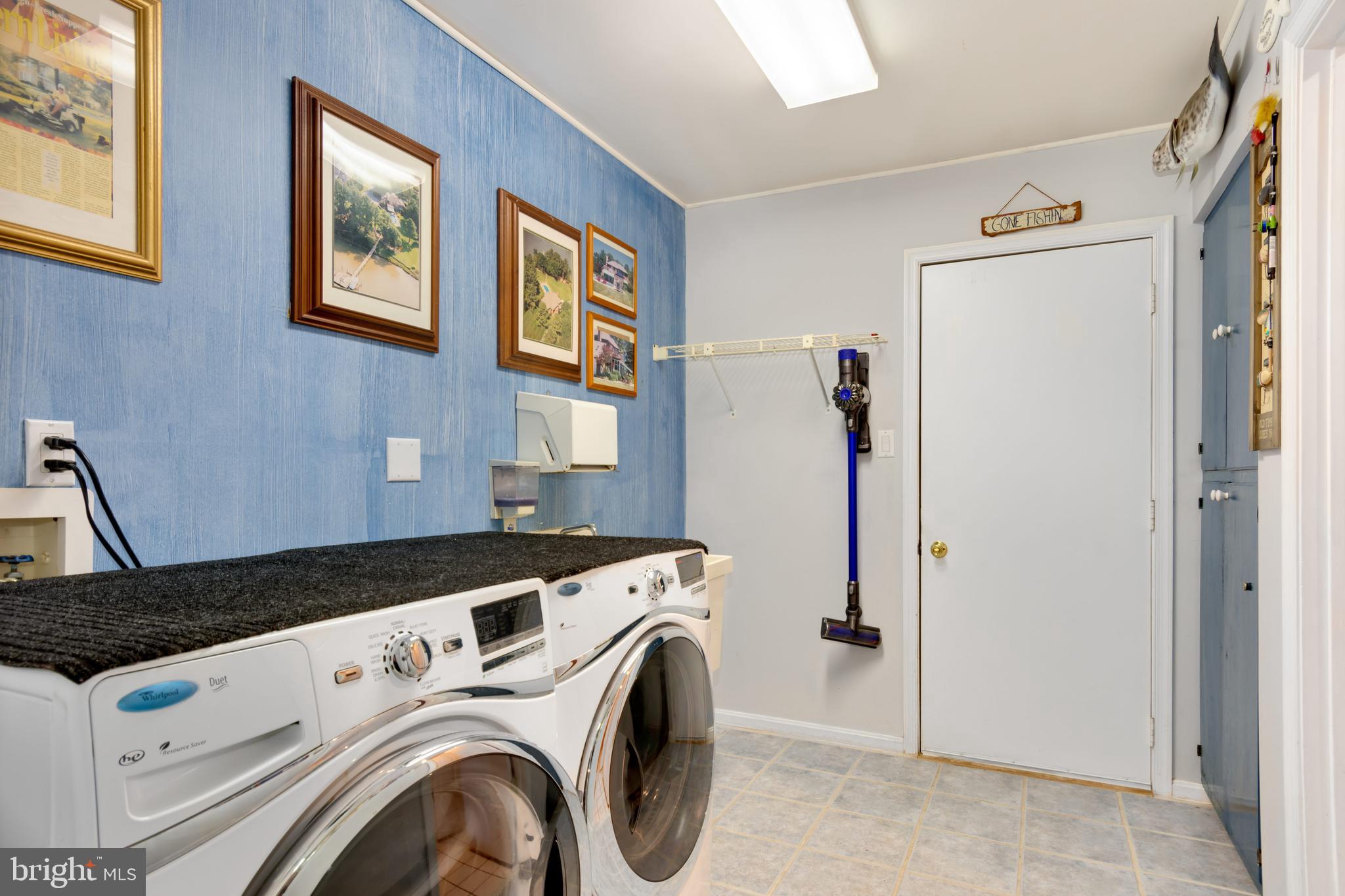 SHIPPING CREEK - Residential