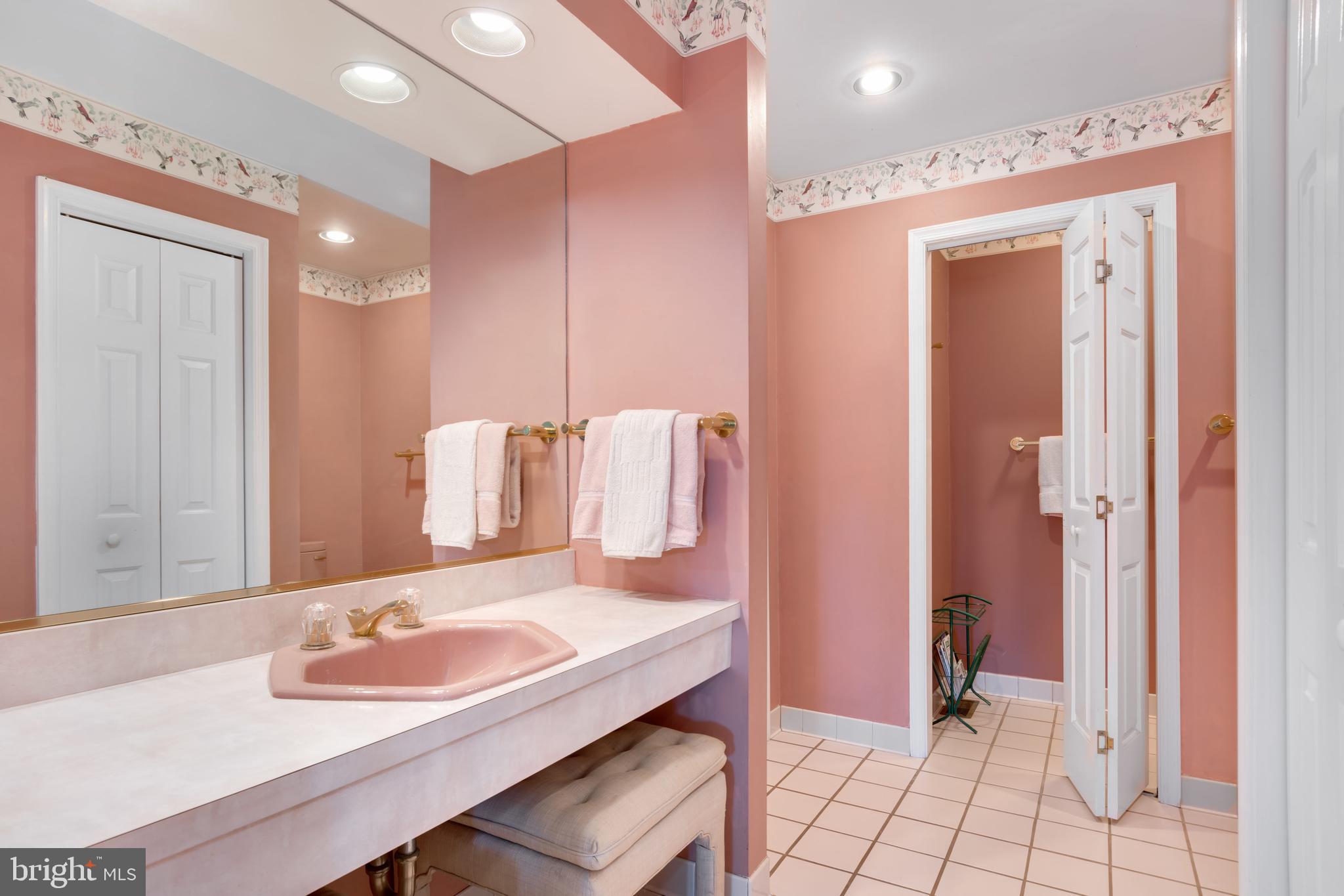 SHIPPING CREEK - Residential