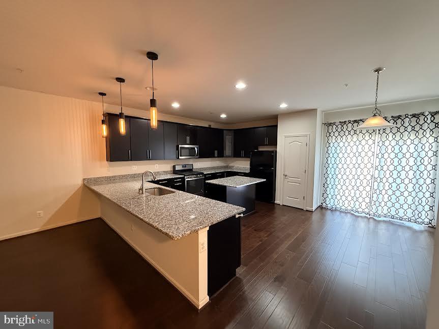 MORRIS PLACE - Residential Lease