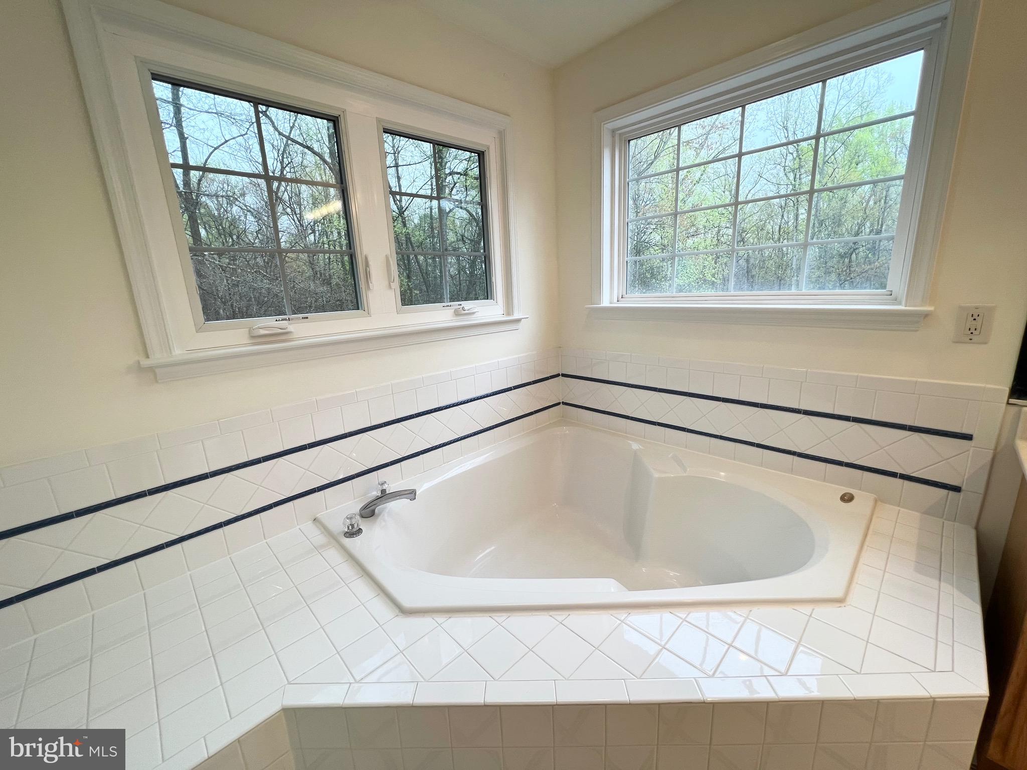 BROOKE RIDGE - Residential