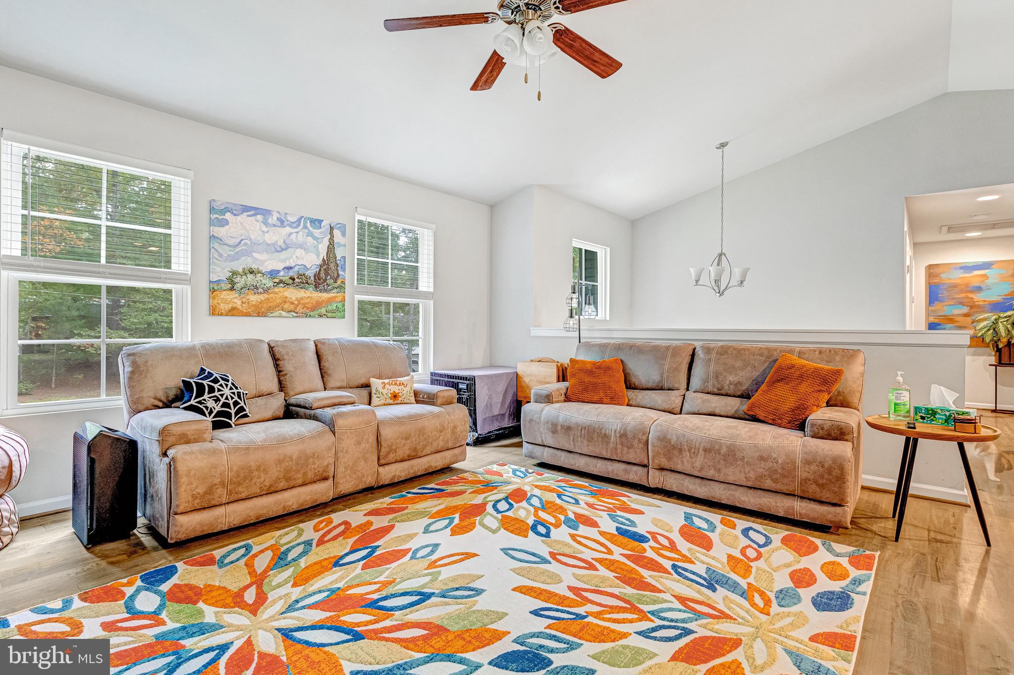 LAKE CAROLINE - Residential