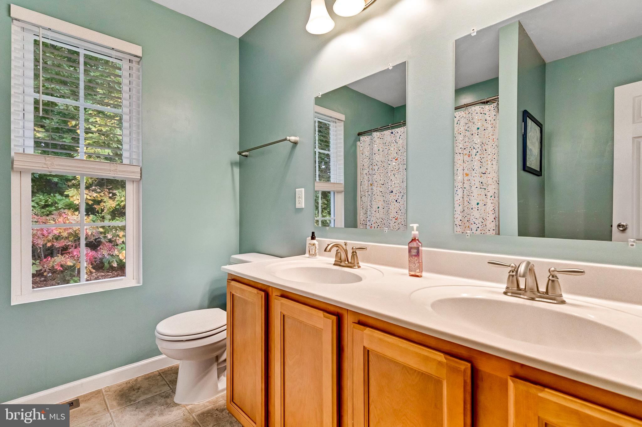 LAKE CAROLINE - Residential