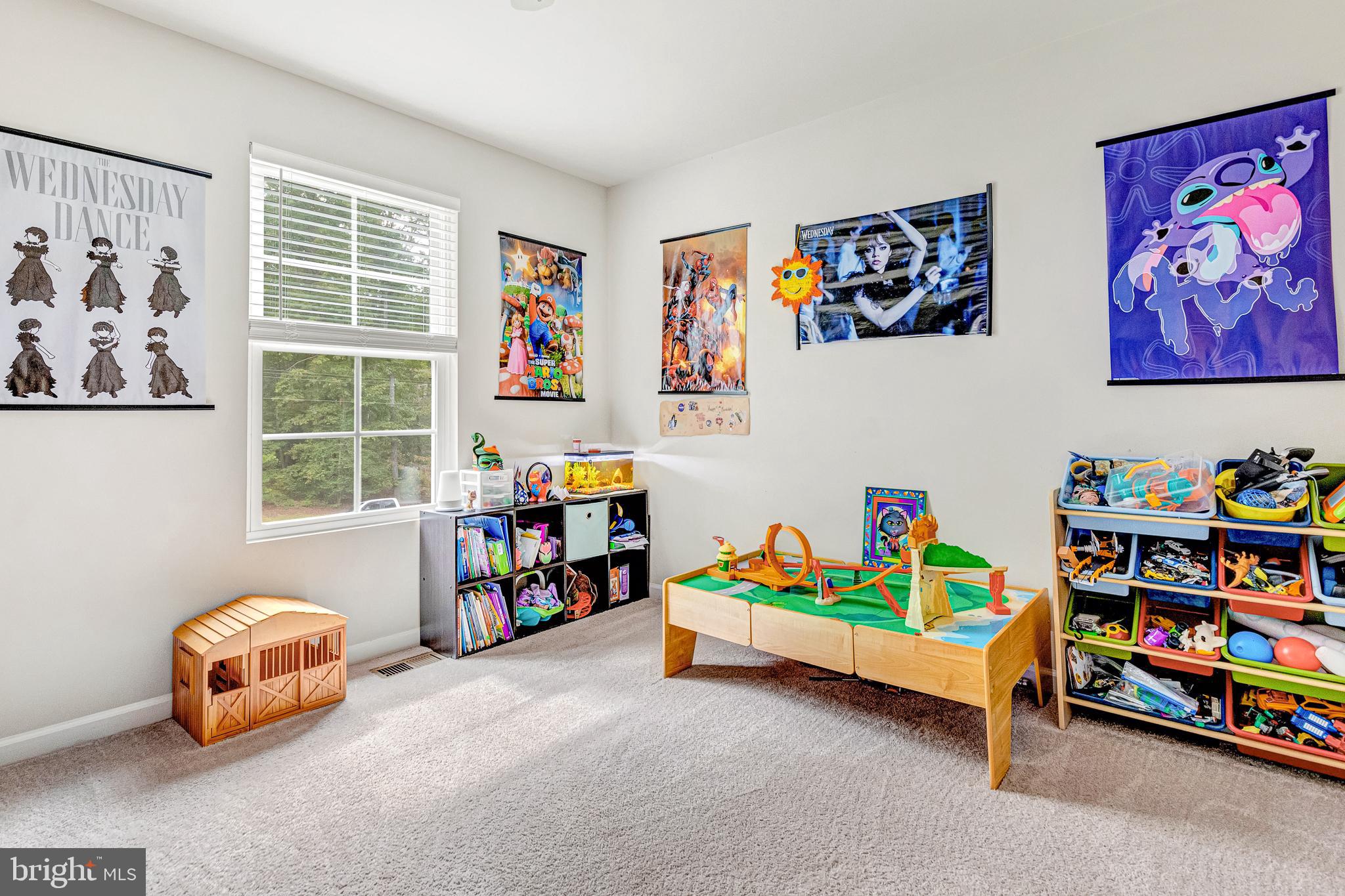 LAKE CAROLINE - Residential