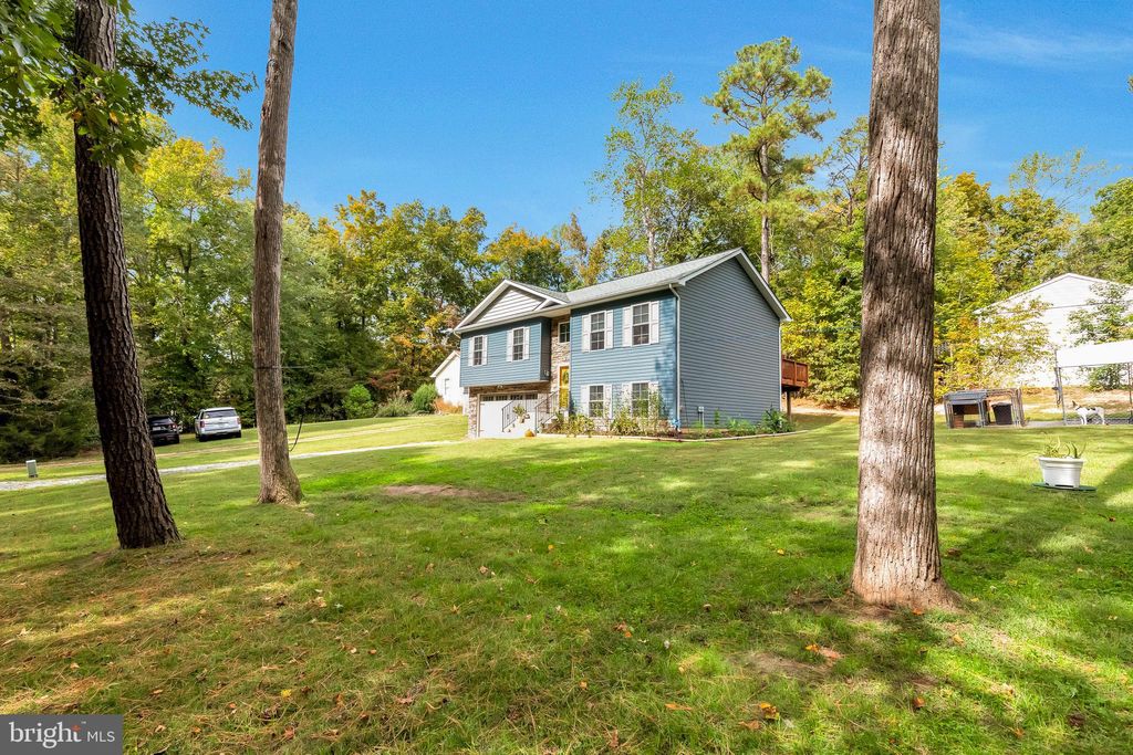 Photo of 205 Clinton Drive, RUTHER GLEN, VA 22546 (MLS # VACV2009056)
