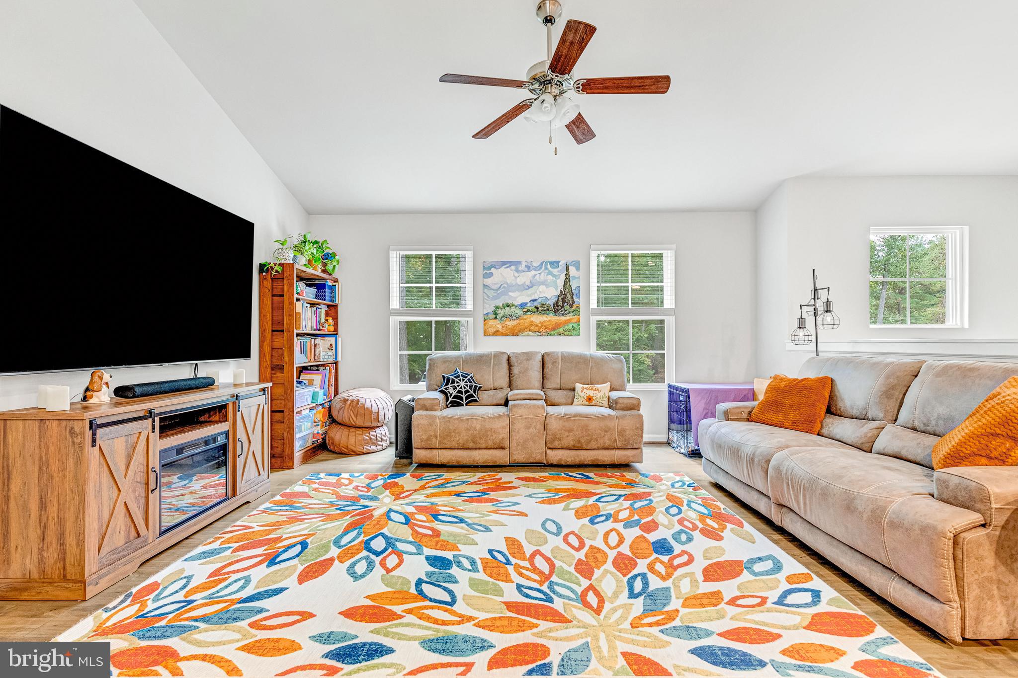 LAKE CAROLINE - Residential