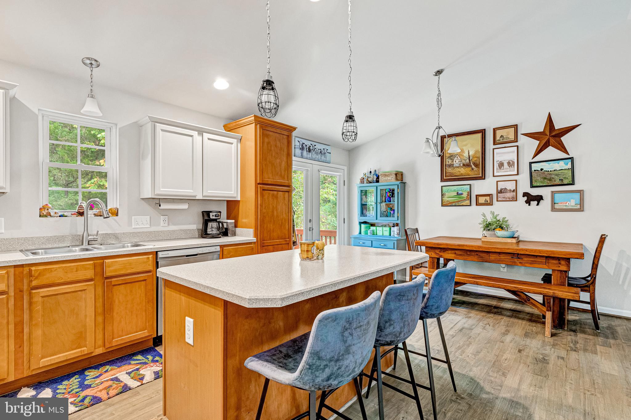 LAKE CAROLINE - Residential