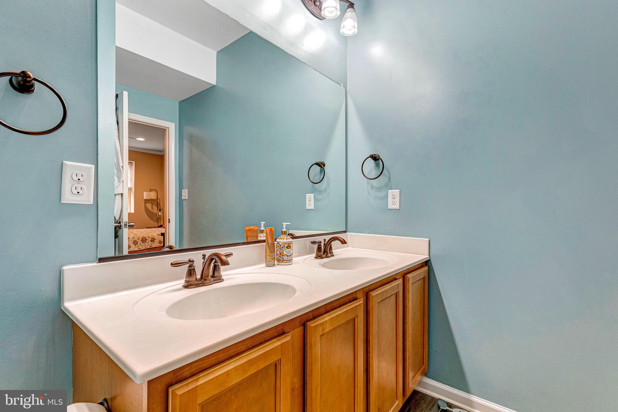 LAKE CAROLINE - Residential