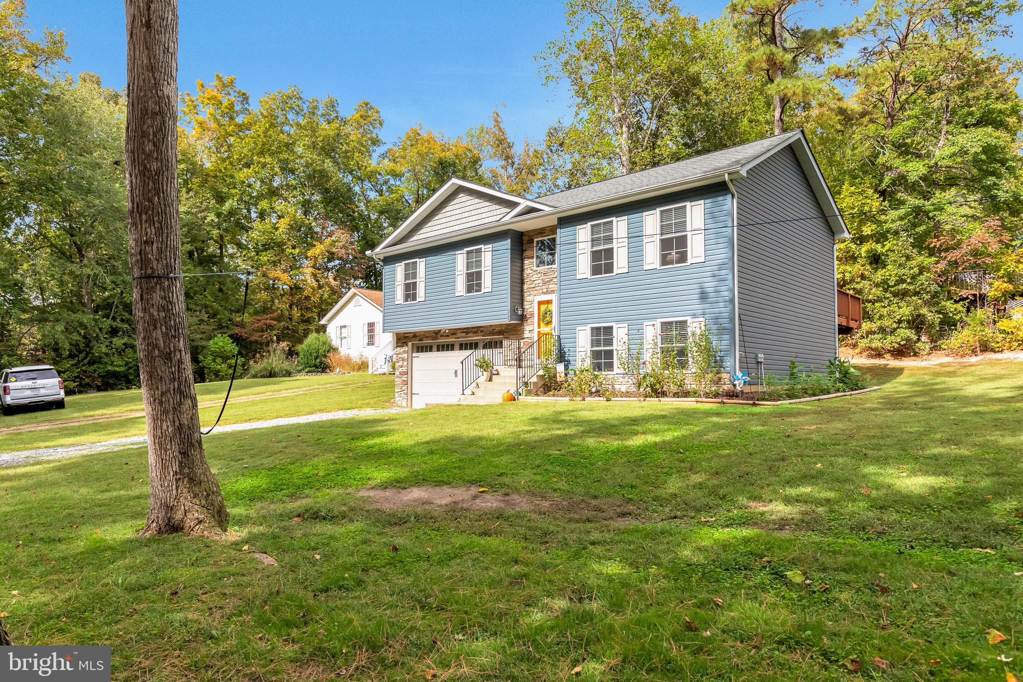 205 CLINTON DRIVE