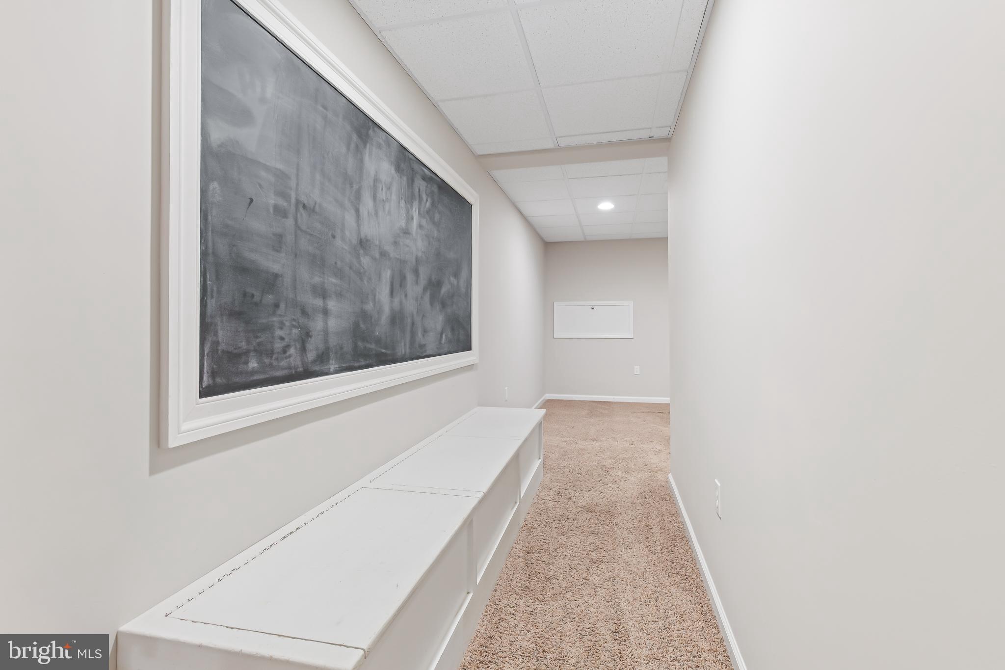 MEADOW RUN - Residential