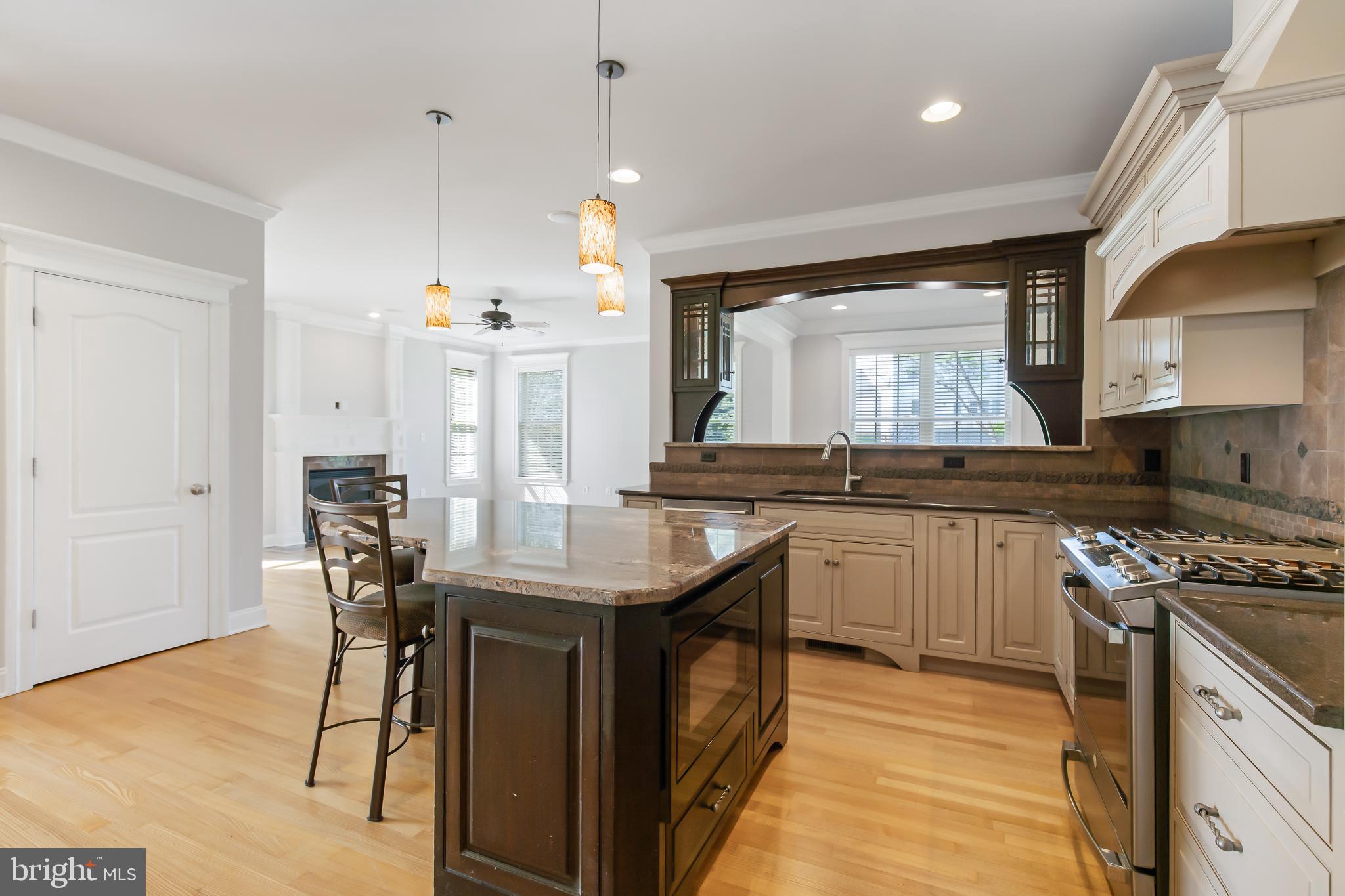 MEADOW RUN - Residential