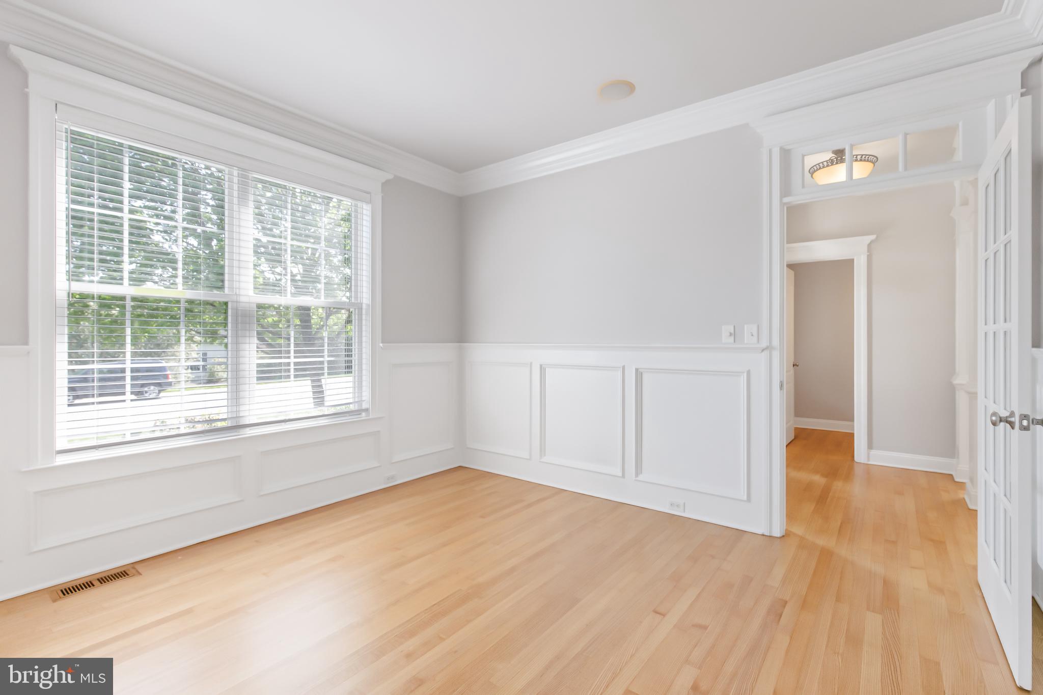 MEADOW RUN - Residential