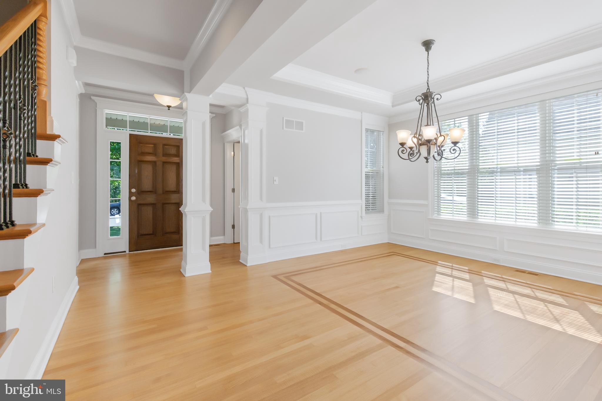 MEADOW RUN - Residential