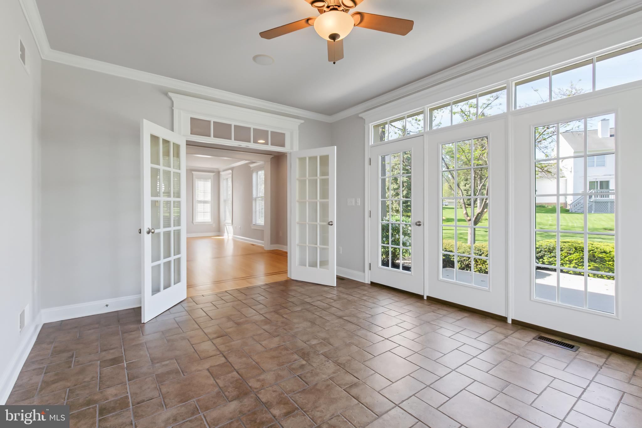 MEADOW RUN - Residential