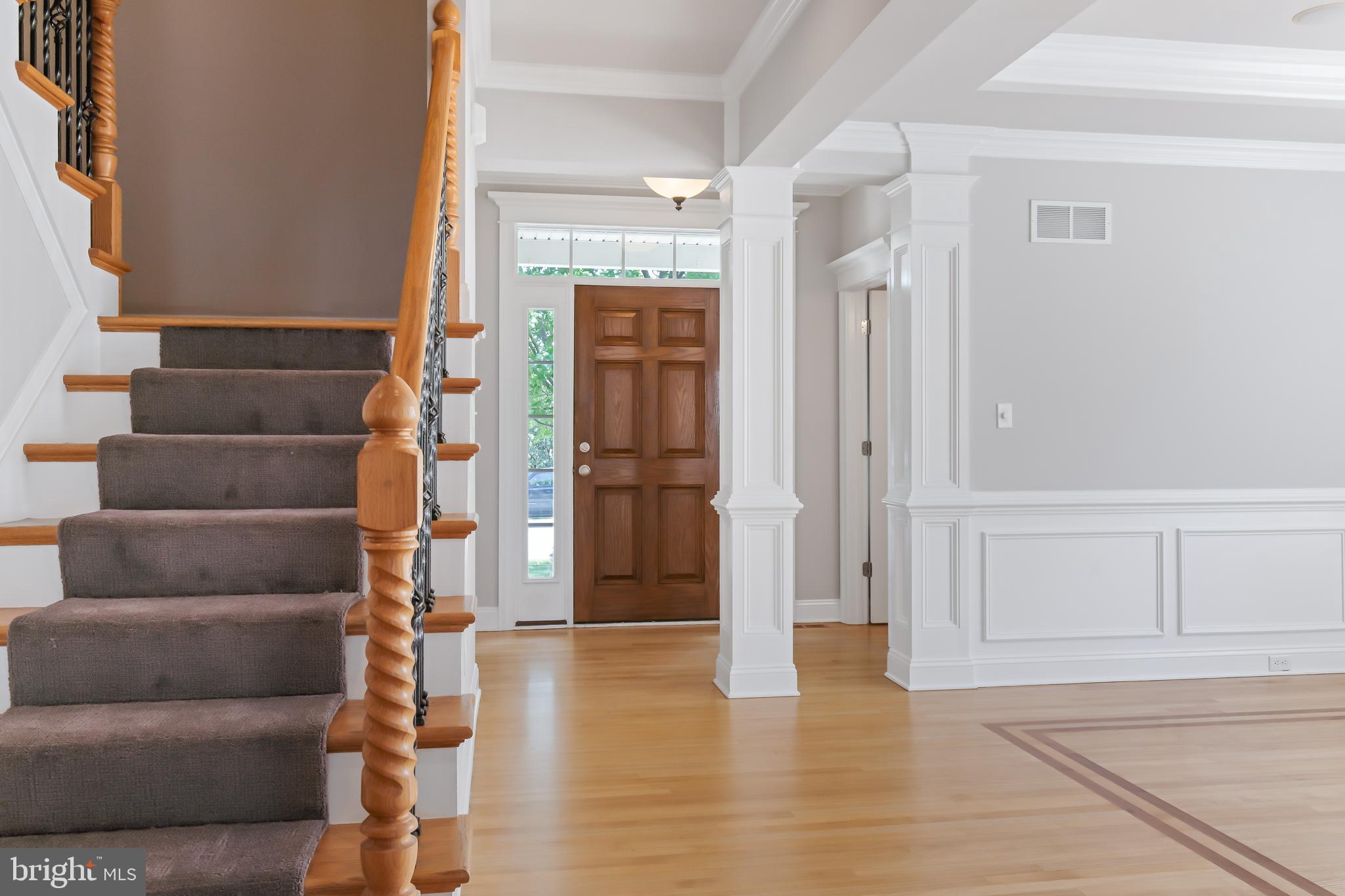 MEADOW RUN - Residential