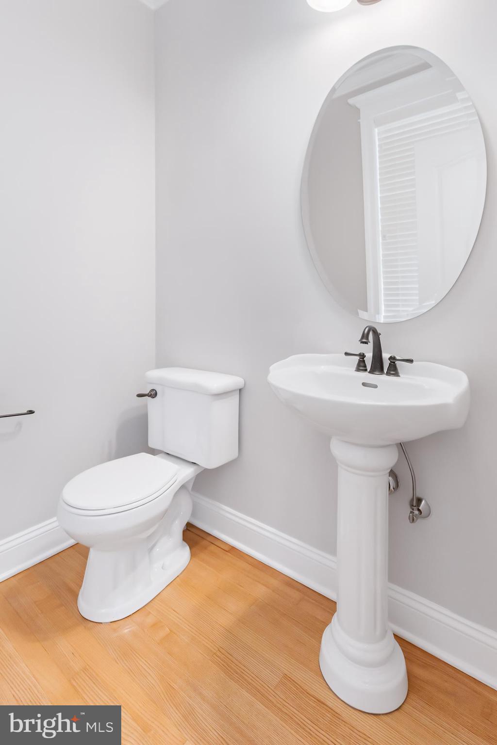 MEADOW RUN - Residential