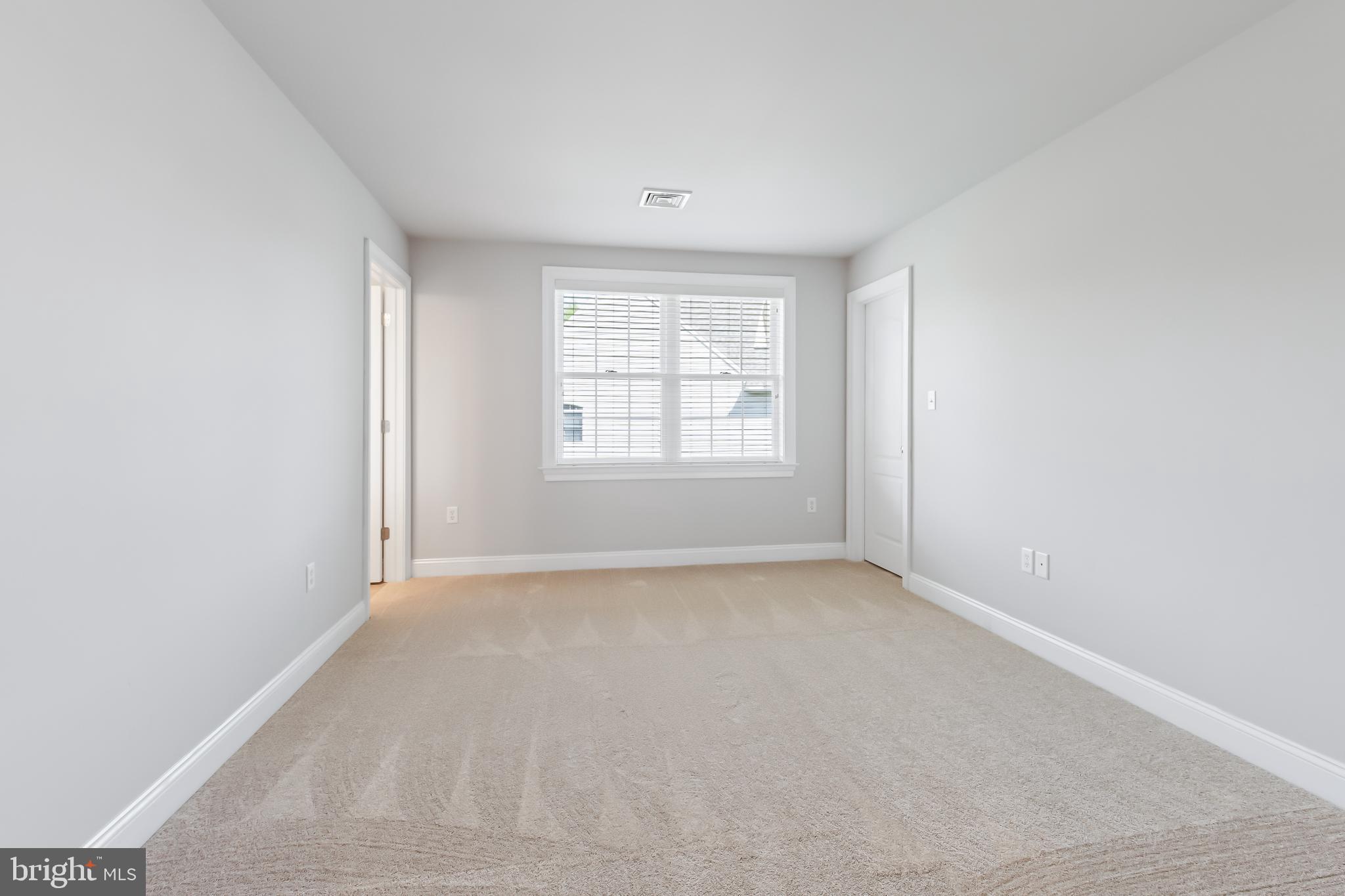 MEADOW RUN - Residential