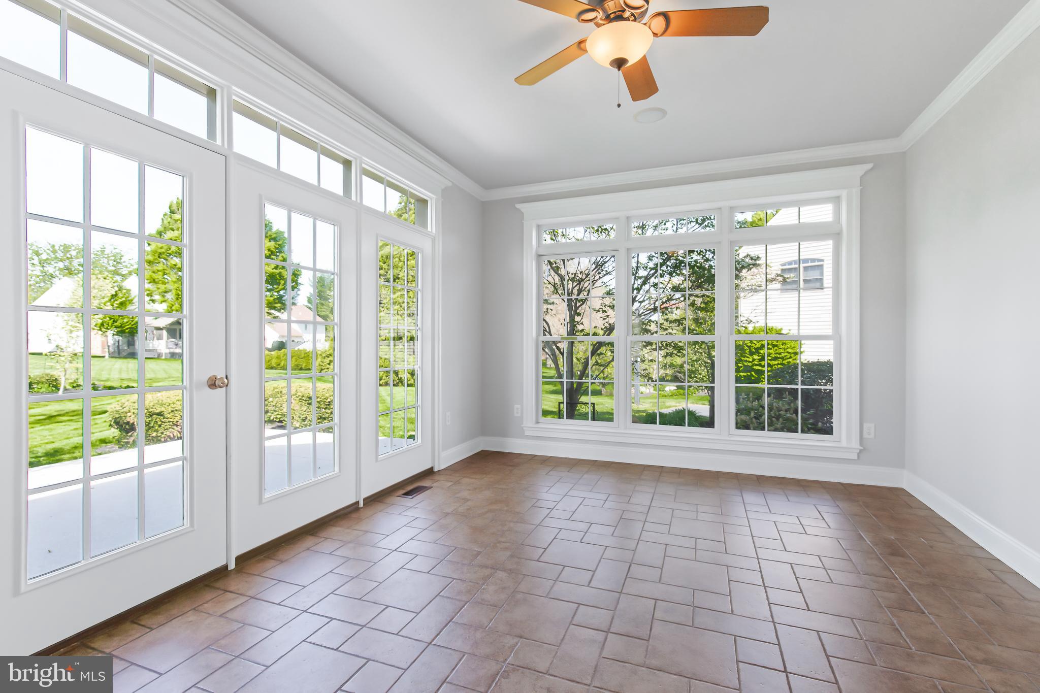 MEADOW RUN - Residential