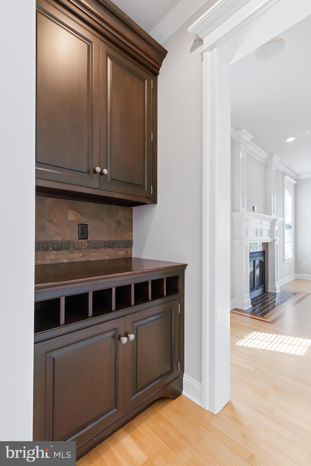 MEADOW RUN - Residential