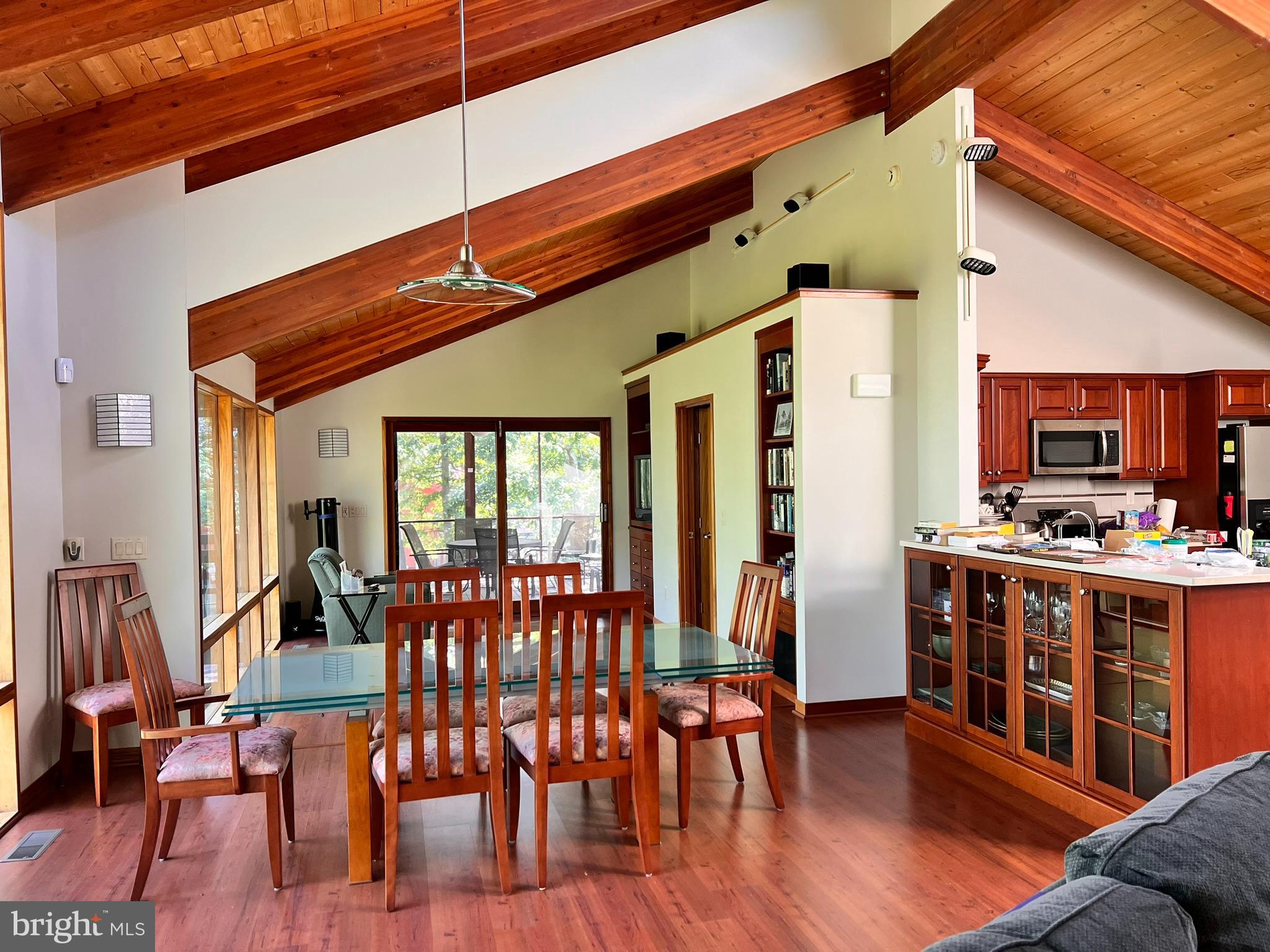 THE WOODS - Residential