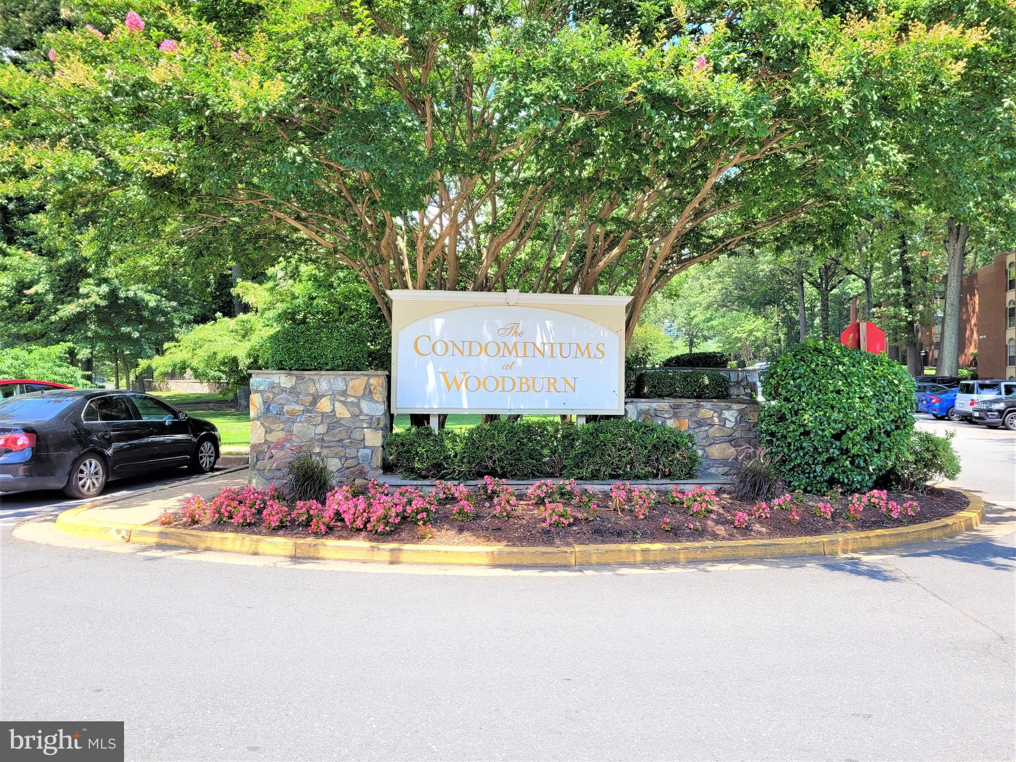WOODBURN VILLAGE - Residential
