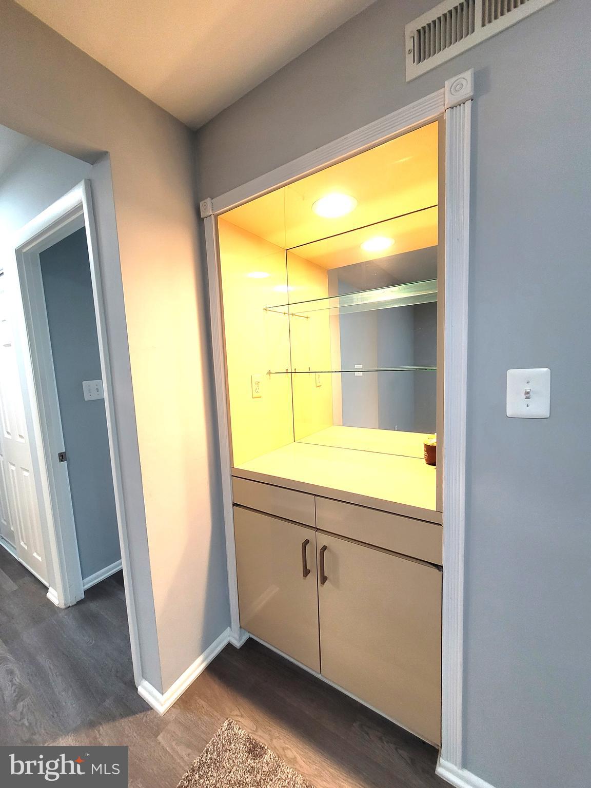 WOODBURN VILLAGE - Residential