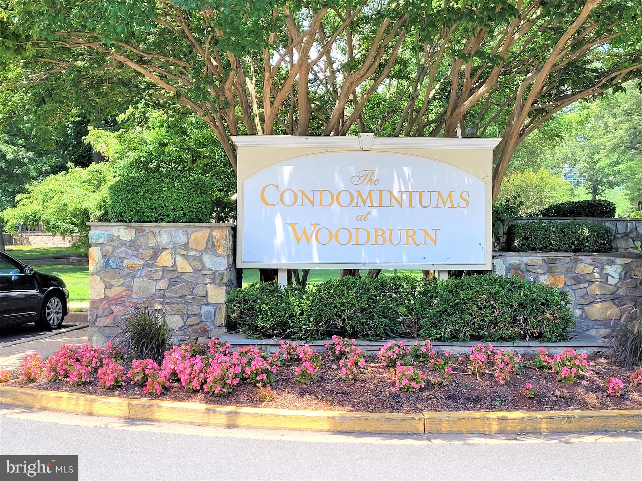 WOODBURN VILLAGE - Residential