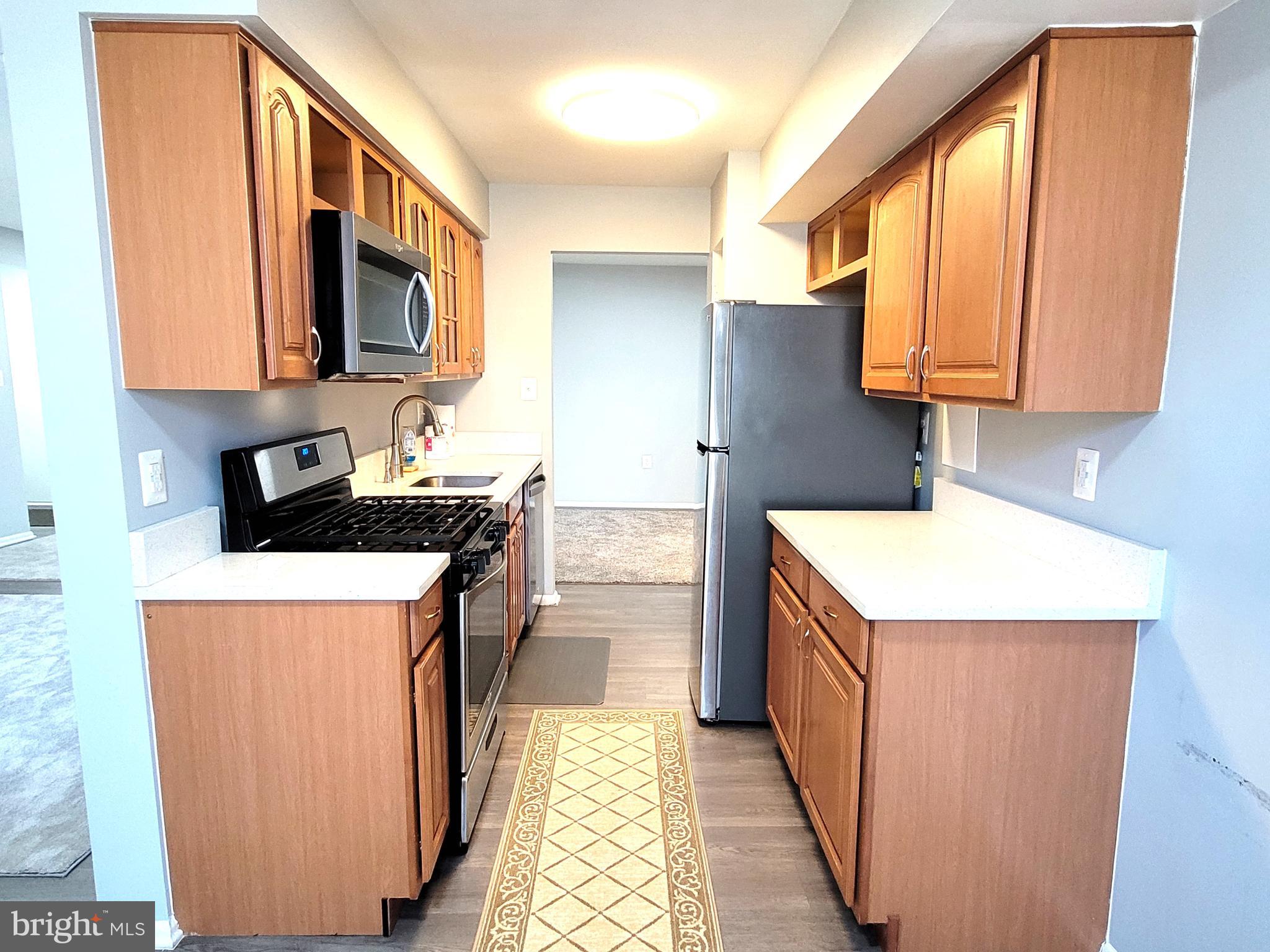 WOODBURN VILLAGE - Residential