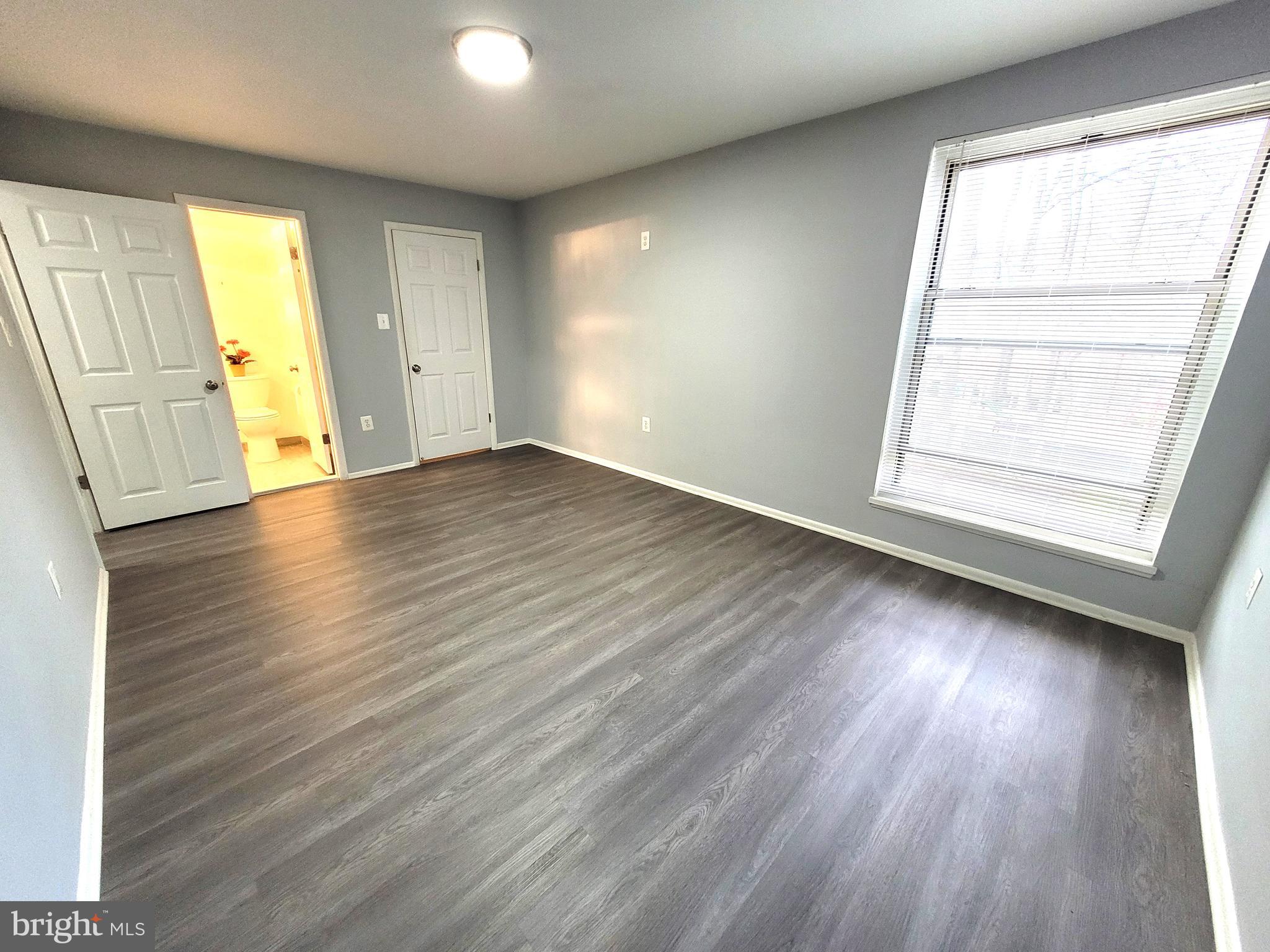 WOODBURN VILLAGE - Residential