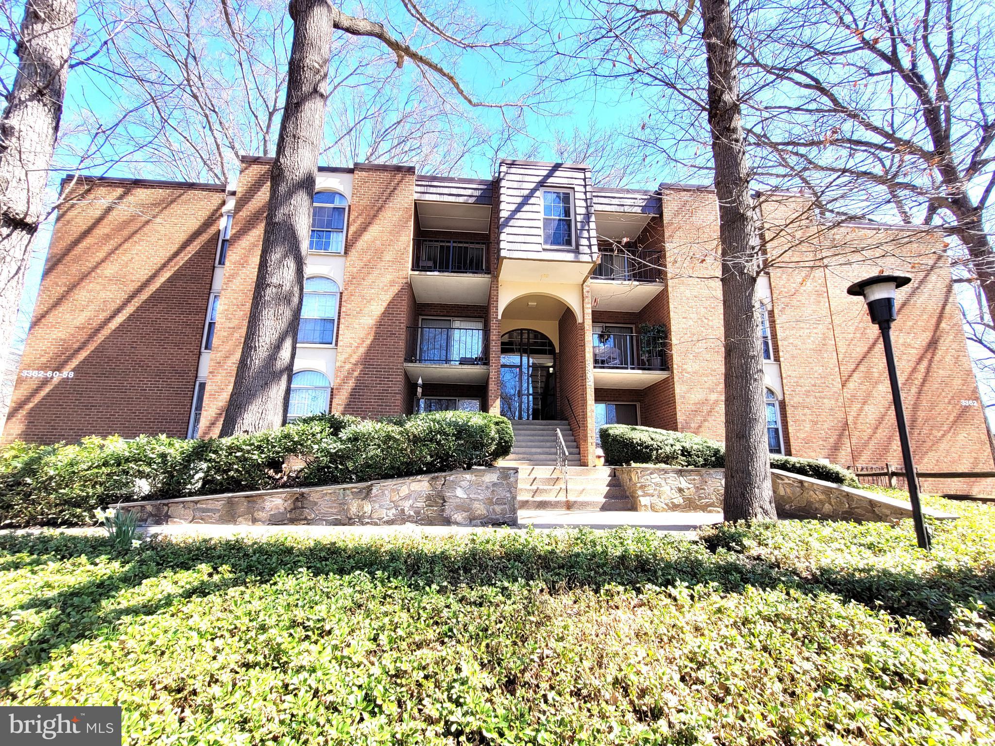 WOODBURN VILLAGE - Residential