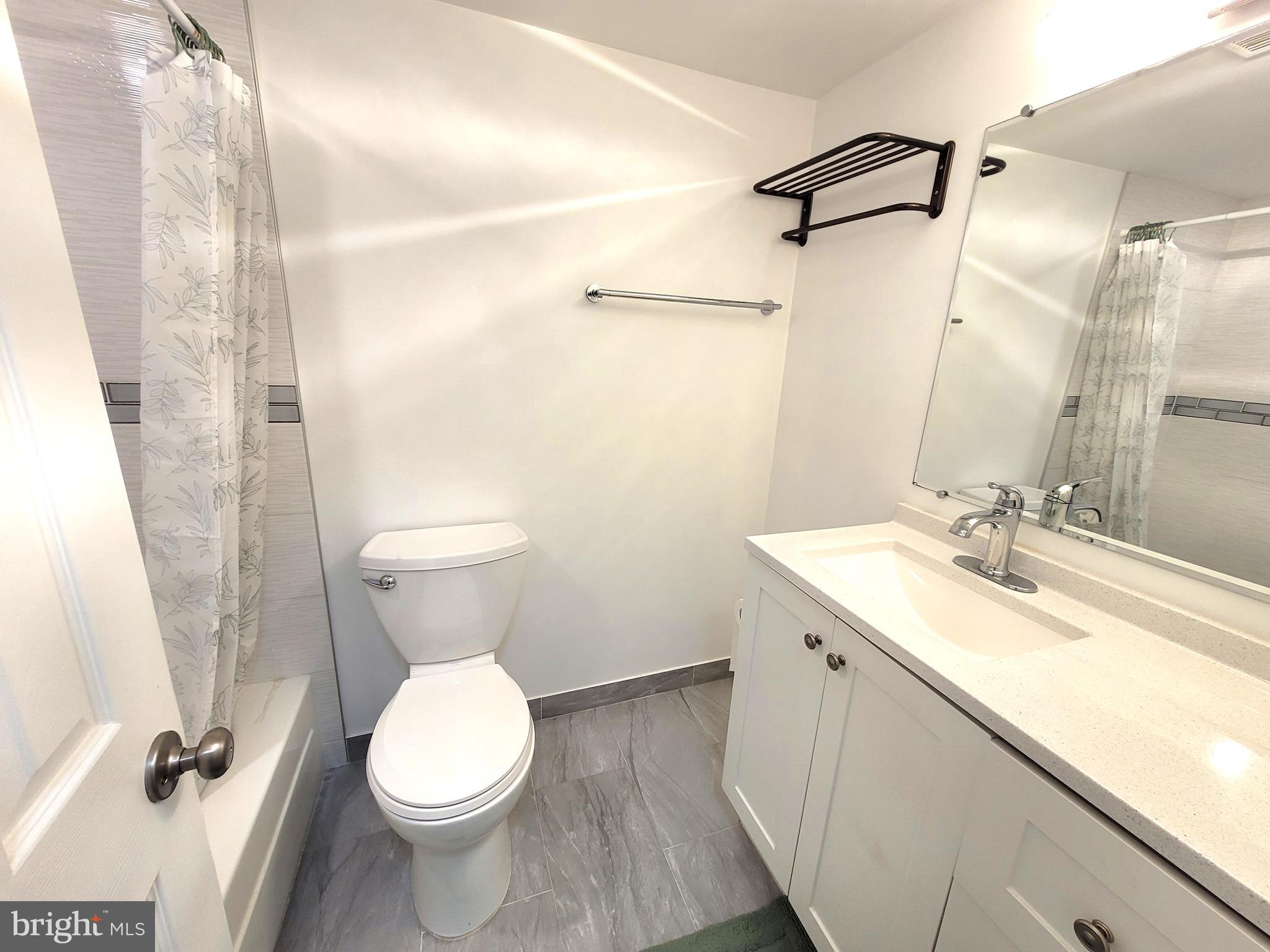 WOODBURN VILLAGE - Residential